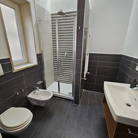 Oda ve Kahvaltı Old 3*